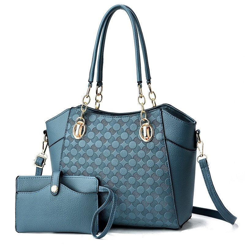 THE VICTORIA BAG