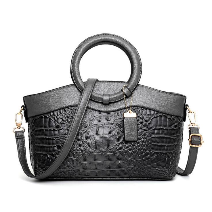 THE AMELIA BAG